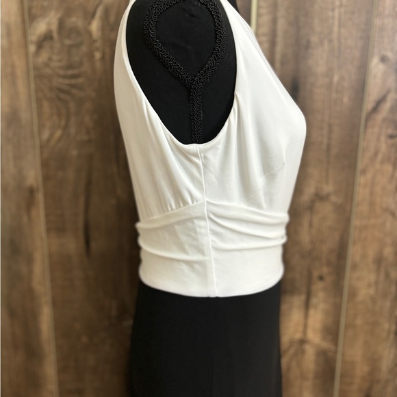 NEW Lauren Ralph Lauren Evening Jersey Black/White Dress with Drape/Slit Size 8 - Picture 8 of 16